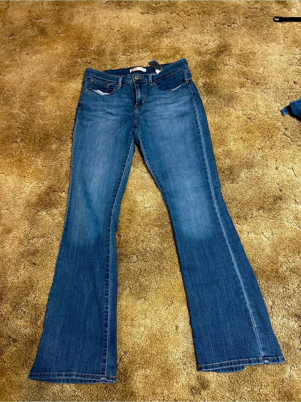 Women’s Medium Wash Bootcut Jeans